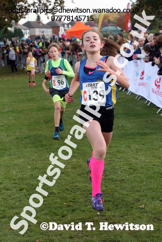 Girls under-13s Northern Cross Country Relays. Photo: David T. Hewitson/Sports for All Pics